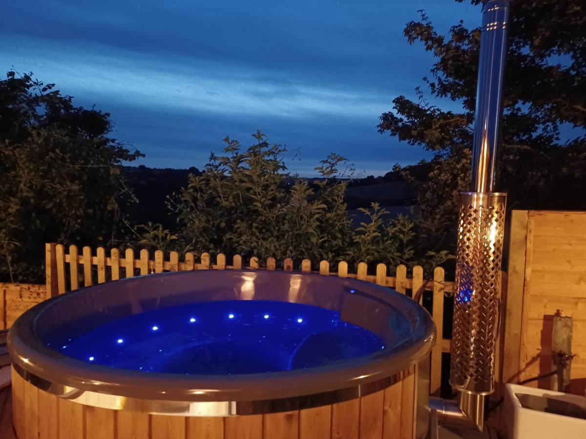 Norwell View Farm Glamping With Hot Tubs Otel Bath Dış mekan fotoğraf